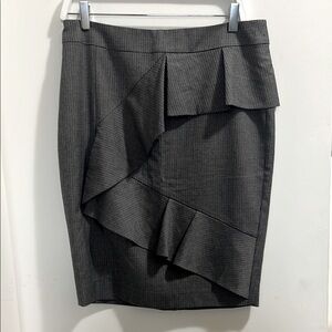 MEXX Elegant Gray Ruffle Skirt size 6